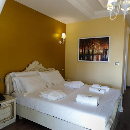 Отель Elite Palace 3*