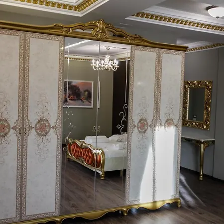 Elite Palace 3*
