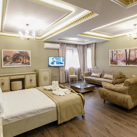 Elite Palace Hotel 3*